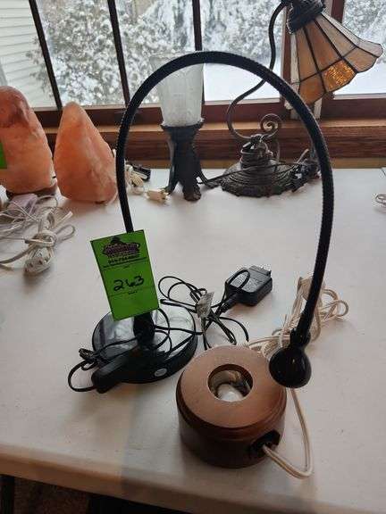 Two spotting lamps image