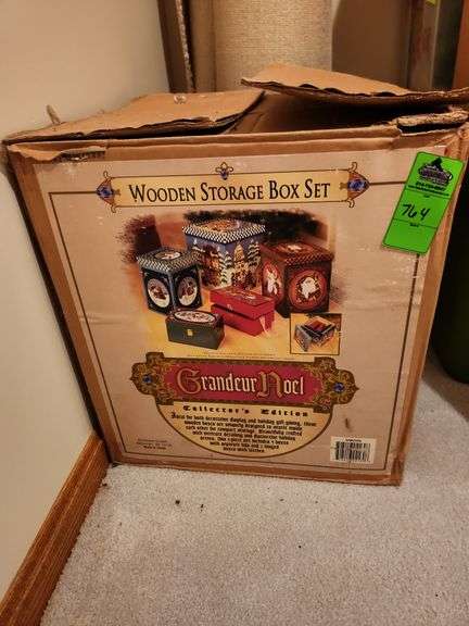 Grandeur Noel wooden storage box set image