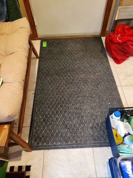 Floor mat image