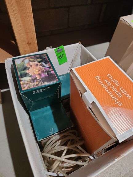 Halloween decor image