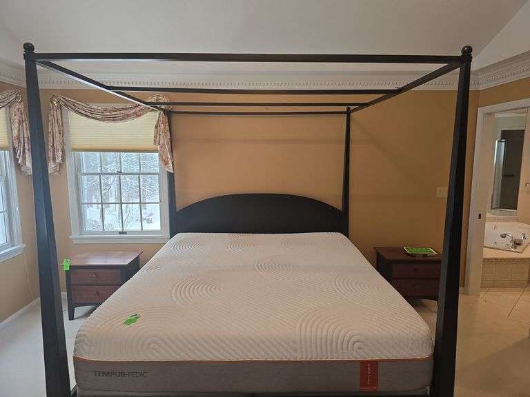 King size bed with under drawer storage, and Tempur-pedic mattress image