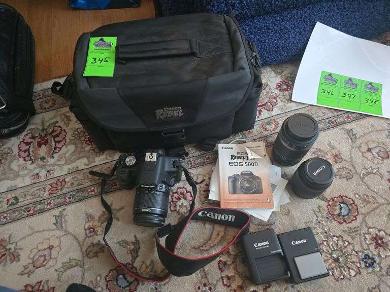 Canon EOS Rebel T1i camera eith carrying case and lenses image