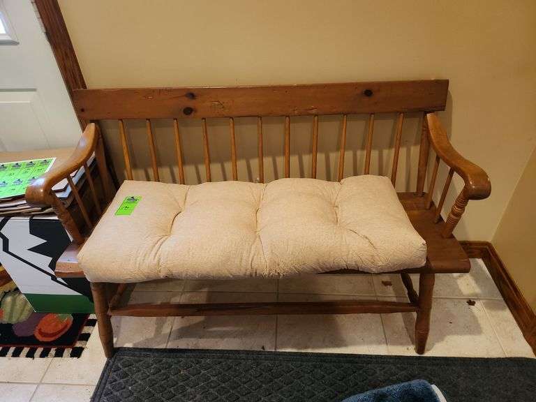 4 foot Bench and cushion image