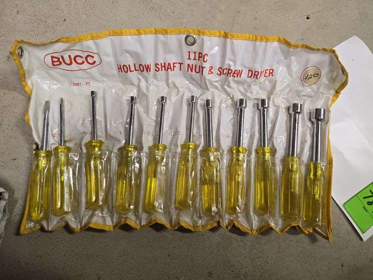 11 piece screw driver set image