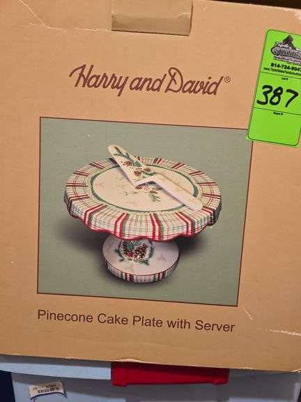 Harry and David Christmas cake plate with server image