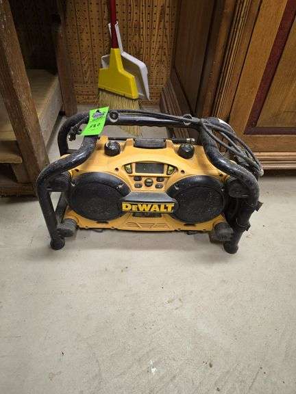 Dewalt radio image