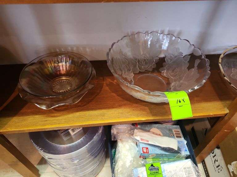 Glass bowls and trays image