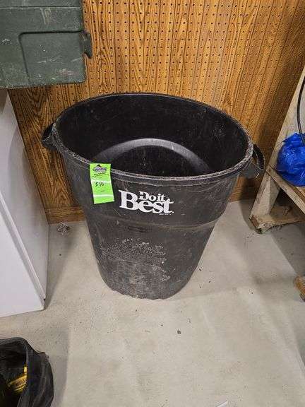 Trash can image