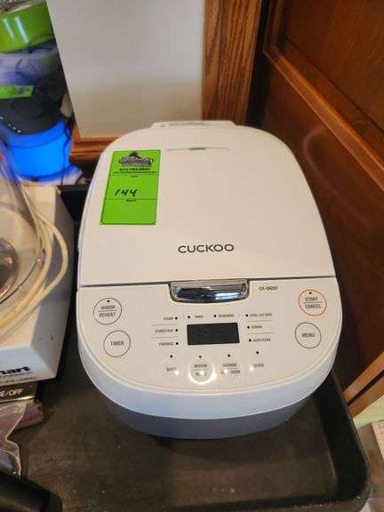 Cuckoo rice cooker image