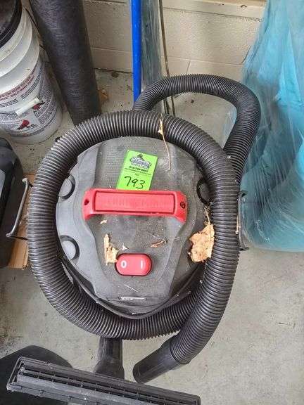 Craftsman 8 gallon shop vac image