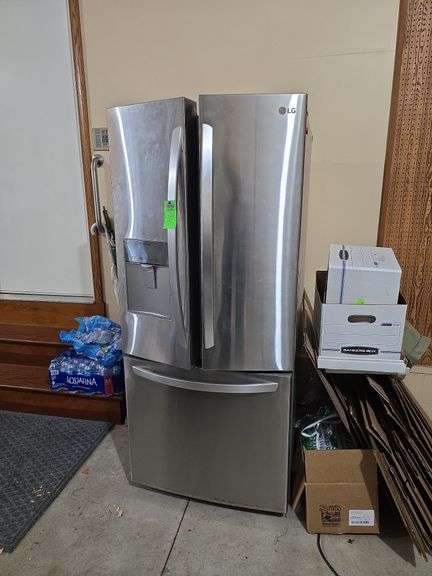 LG refrigerator image