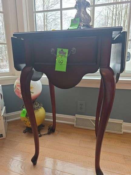 Bombay drop leaf side table cherry image
