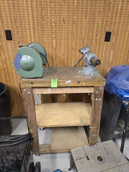 Bench grinder and vice and table image