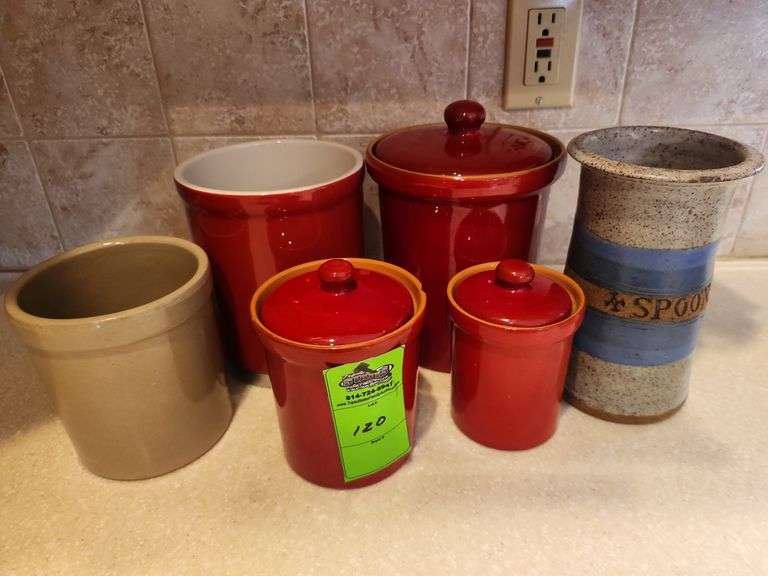 Ceramic containers image