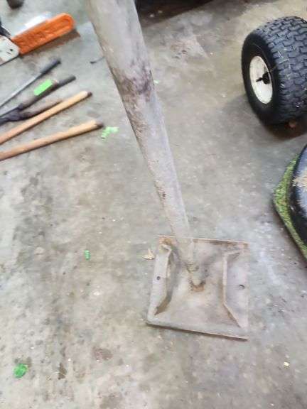 Hand tamper