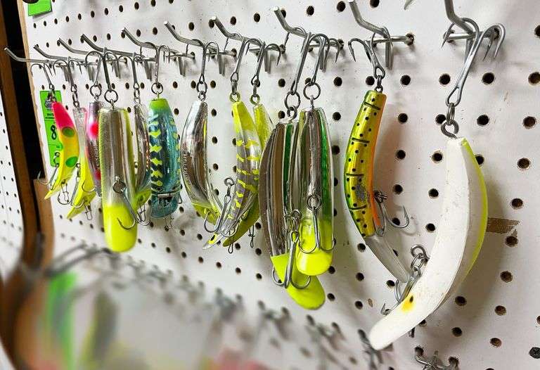 Flatfish Lures