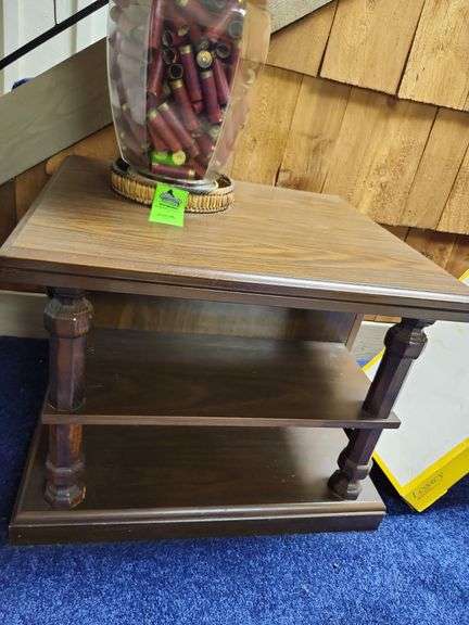 Lamp with shotgun shells and end table - Triple States Family Auctions