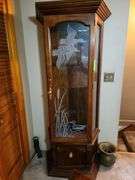 Gun cabinet
