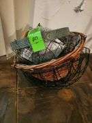 Hanging basket bins