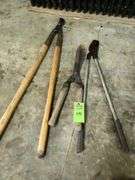 Bush trimmers