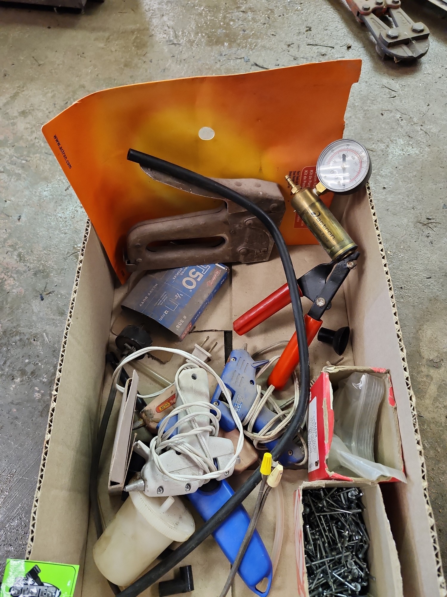 Lot image 2