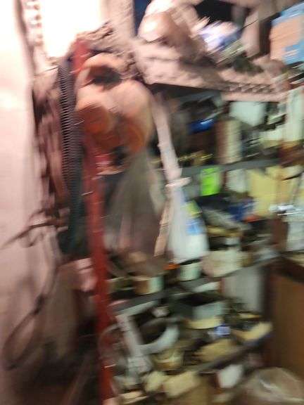 Shelving unit and contents