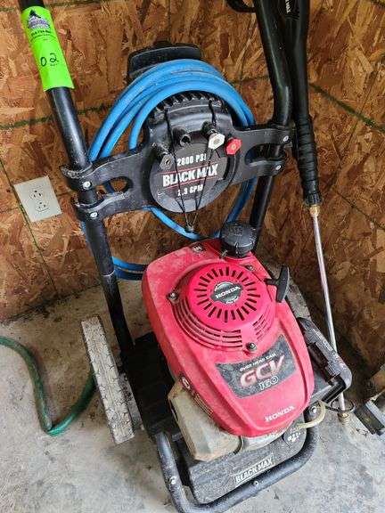 Pressure washer Honda 2600 PSI gas