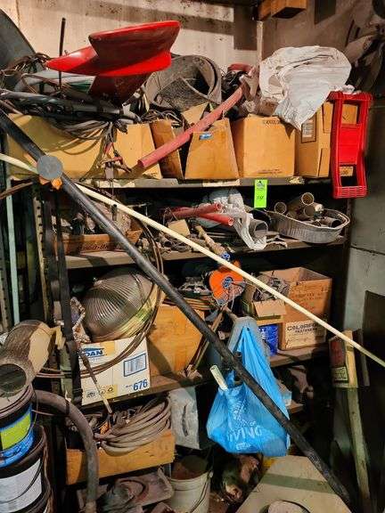 Shelving unit and contents