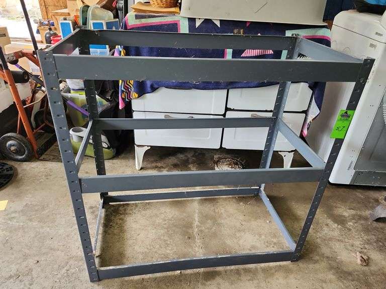 Shelving unit