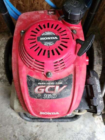 Pressure washer Honda 2600 PSI gas