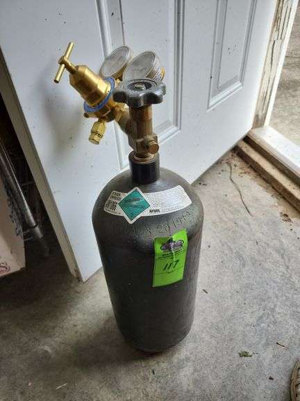 Bottle of nitrogen