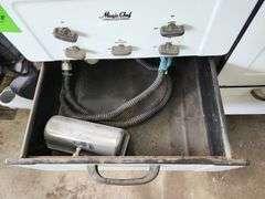 American Chef porcelain stove