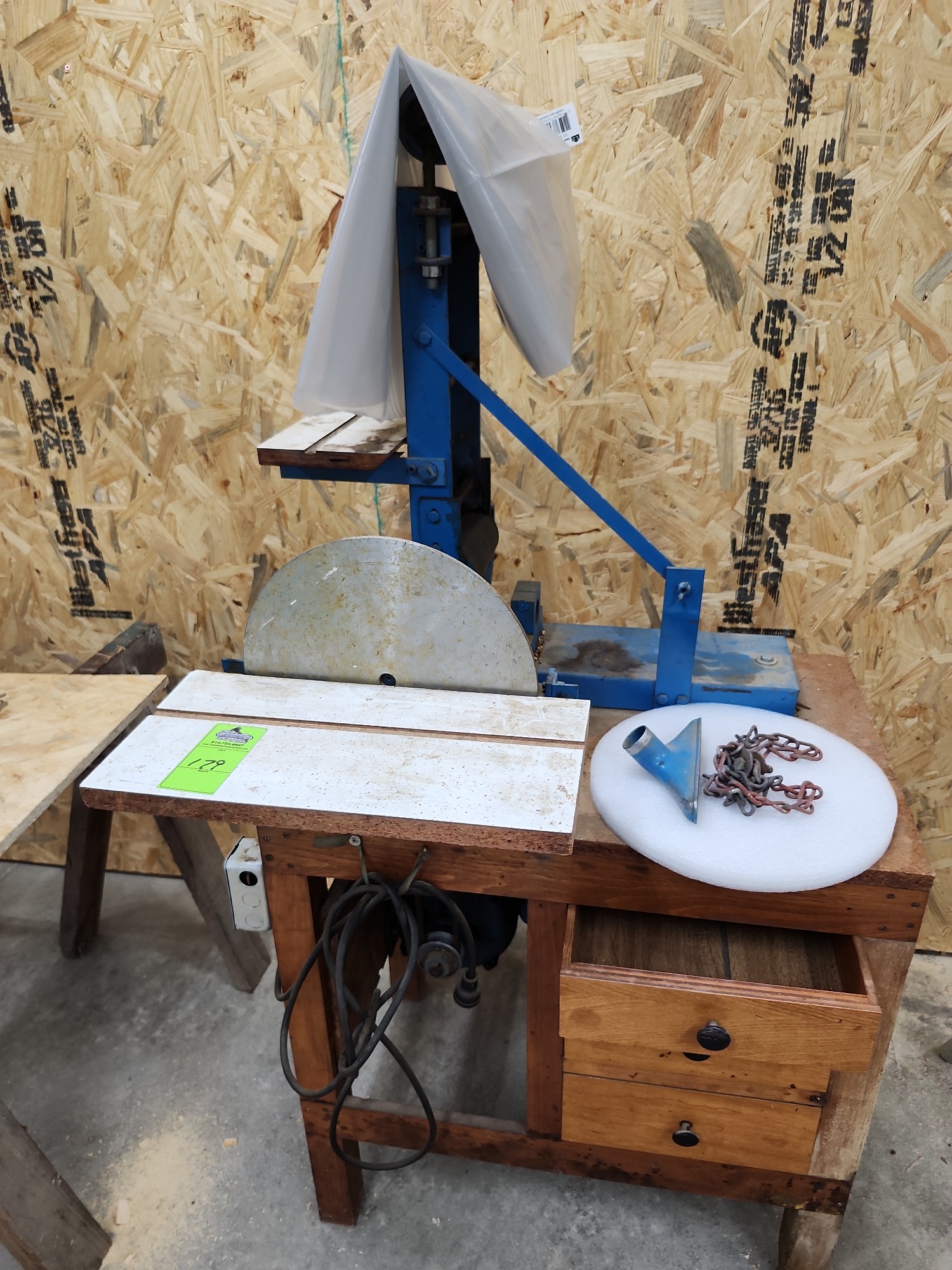 Lot image 1