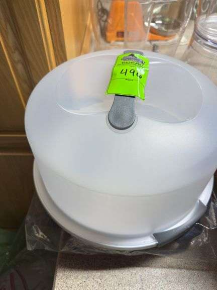 Cake ￼carrier, and casserole carrier