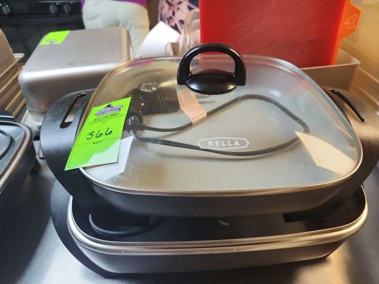 Electric fryers quantity of two