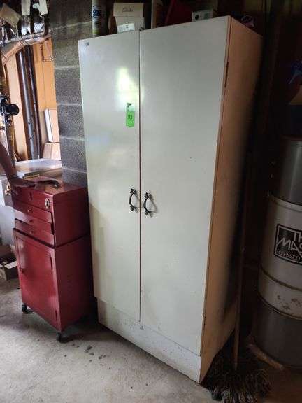 Metal storage cabinet