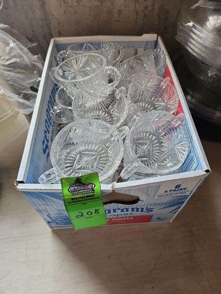 Plastic cups