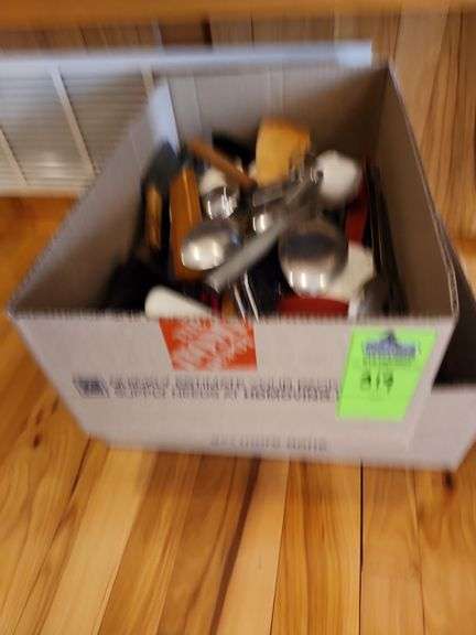 Kitchen utensils