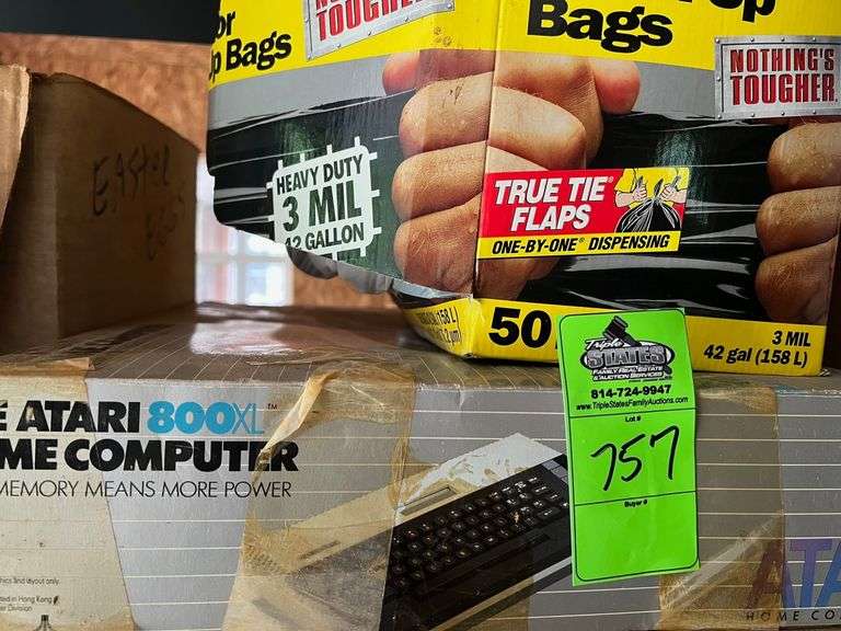 Husky contractor, cleanup bags, Atari 800 XL home Computer