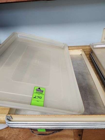 She pans, and lids cake mold