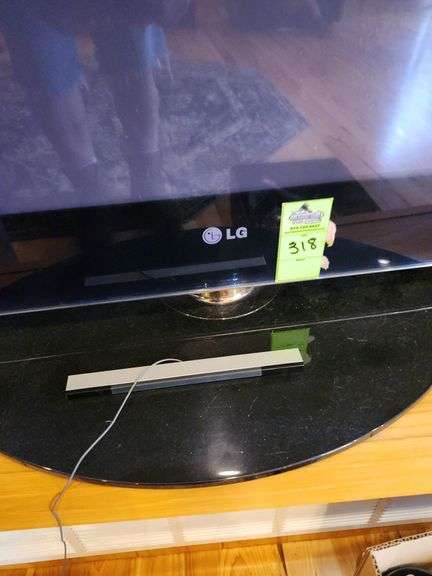 LG TV guessing 65 in