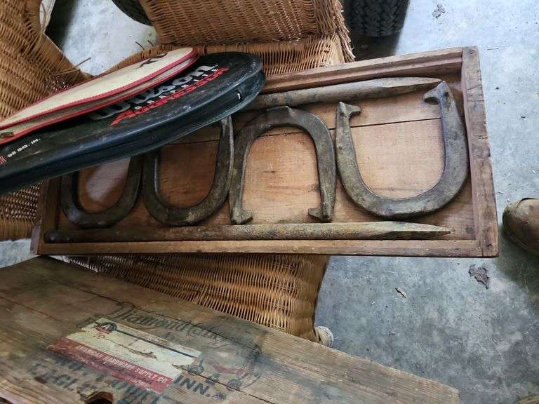 Horseshoes and tennis rackets