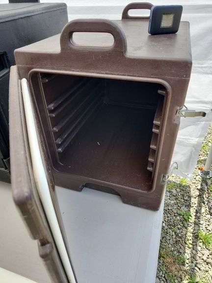 Cambro hot box
