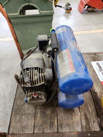 Compressor