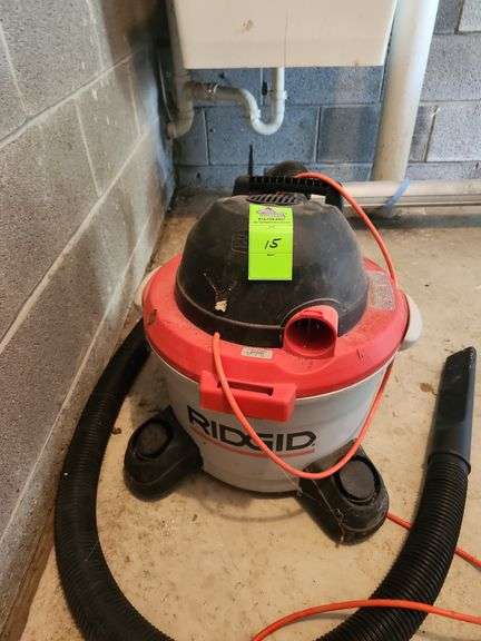 Ridgid 22.5 l and 2.5 horsepower shop vac