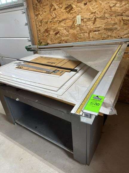 Drafting table