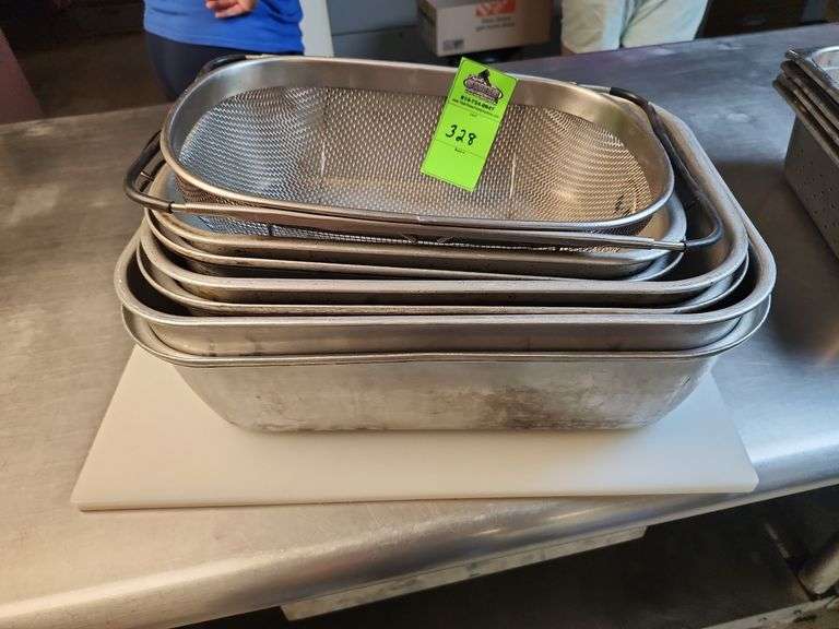 Pans strainer cutting board