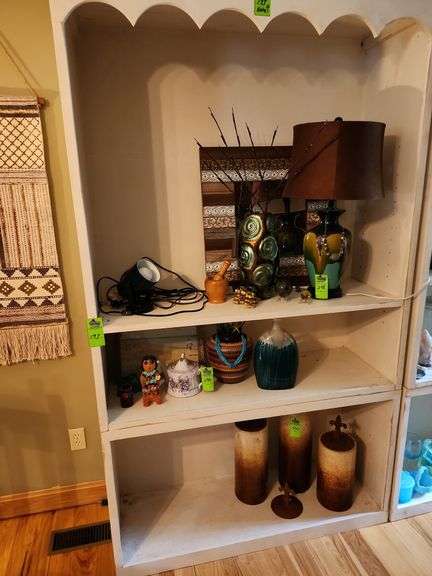 Shelving cabinet only one unit no contents