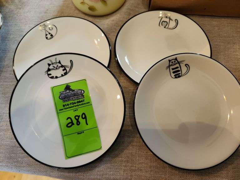 Cat dishes