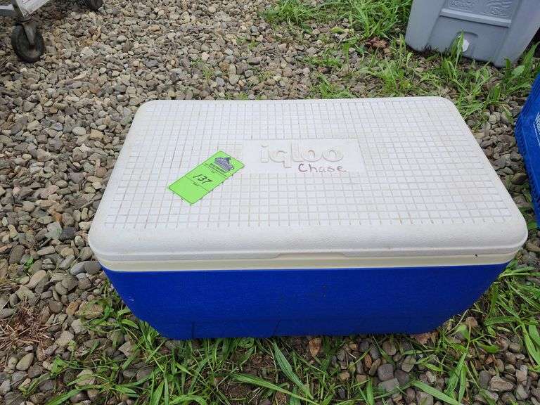 Igloo cooler